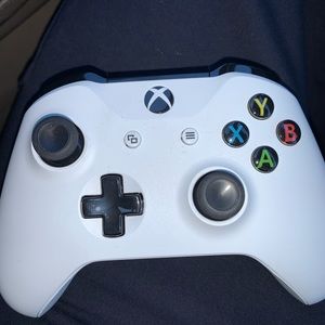 Xbox One controller